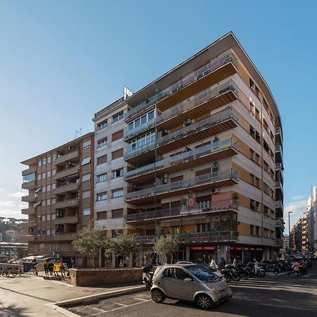Mm Cipro Apartment With Balcony Róma Kültér fotó